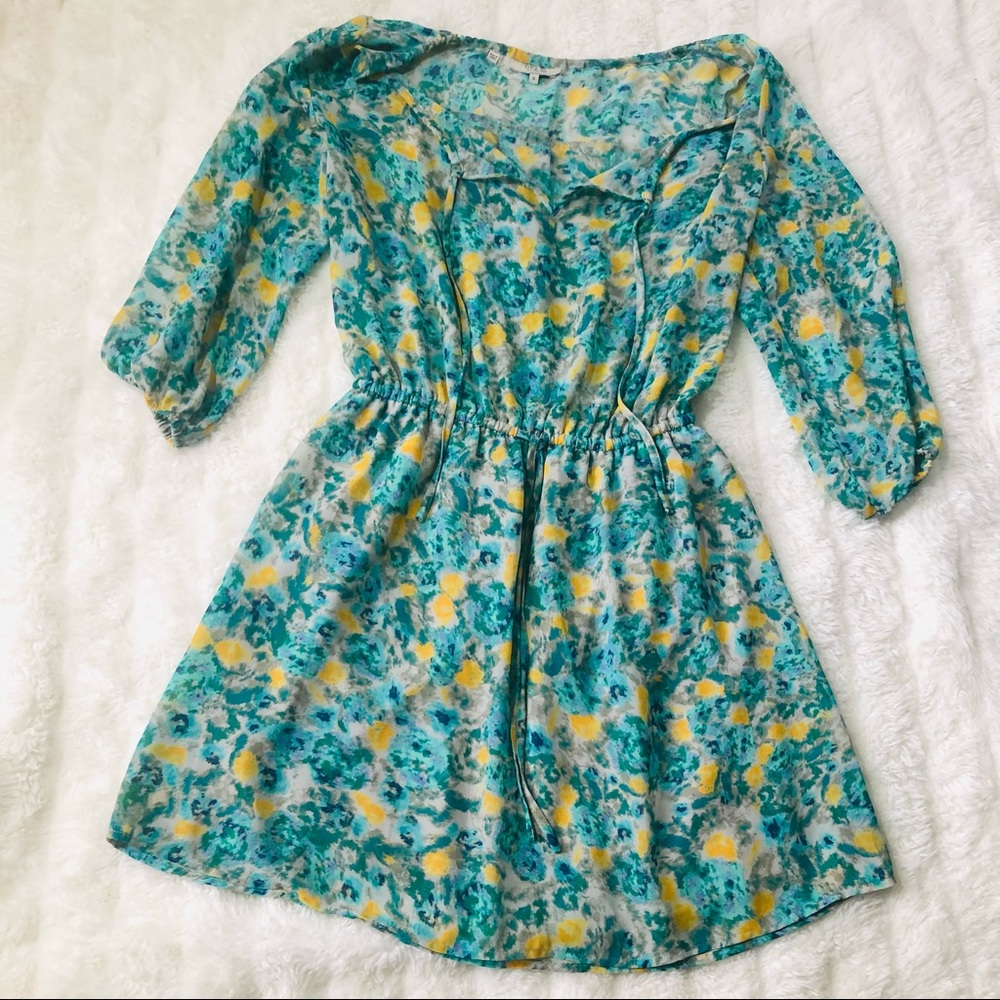 Guess short summer dress